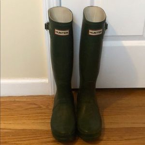 Hunter Green Rainboots